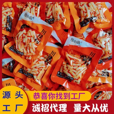 辣条批发川辣粉任小厨风味豆制品散装麻辣味香辣味休闲零食厂家图3