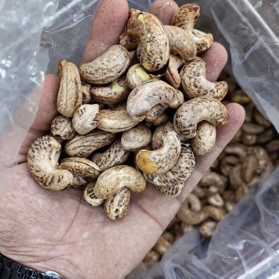 皇福A170紫衣腰果大个带衣炭烧腰果仁零添加孕妇散货桶装一桶20斤图3