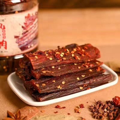加工定制风干猪肉干手撕猪肉条即食牛肉干巴风味麻辣肉脯零食肉类图2