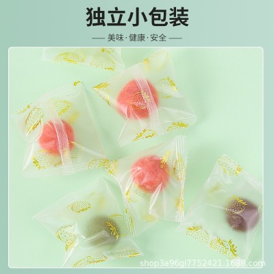网红整颗冻干草莓裹粉夹心巧克力牛奶可可味办公休闲食品零食批发图4