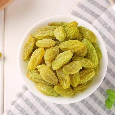 新疆四色混合葡萄干批发500g 水洗黑加仑红绿香妃树上黄葡萄干图5