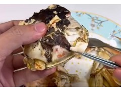 独家揭秘：大闸蟹养殖的那些事儿，新农人带你领略田园风光！